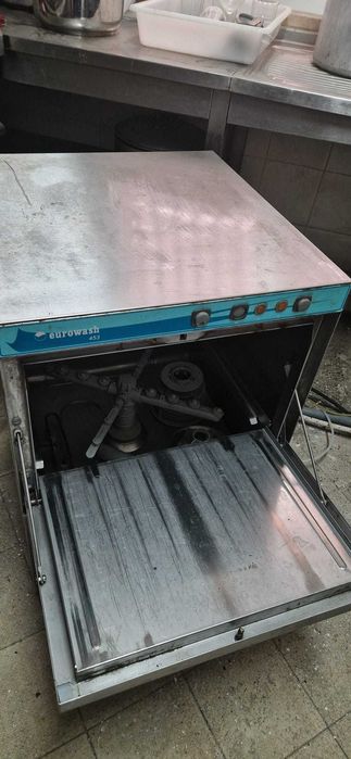 2 Máquinas de Lavar Louça/Copos- Equipamento Restauração e Hotelaria