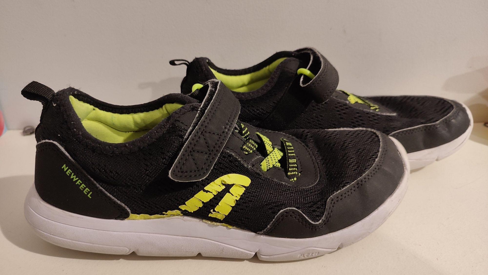 Buty sportowe, adidasy Decathlon newfeel r.39