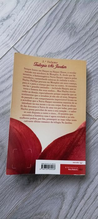 Nora Roberts - O Lírio Vermelho