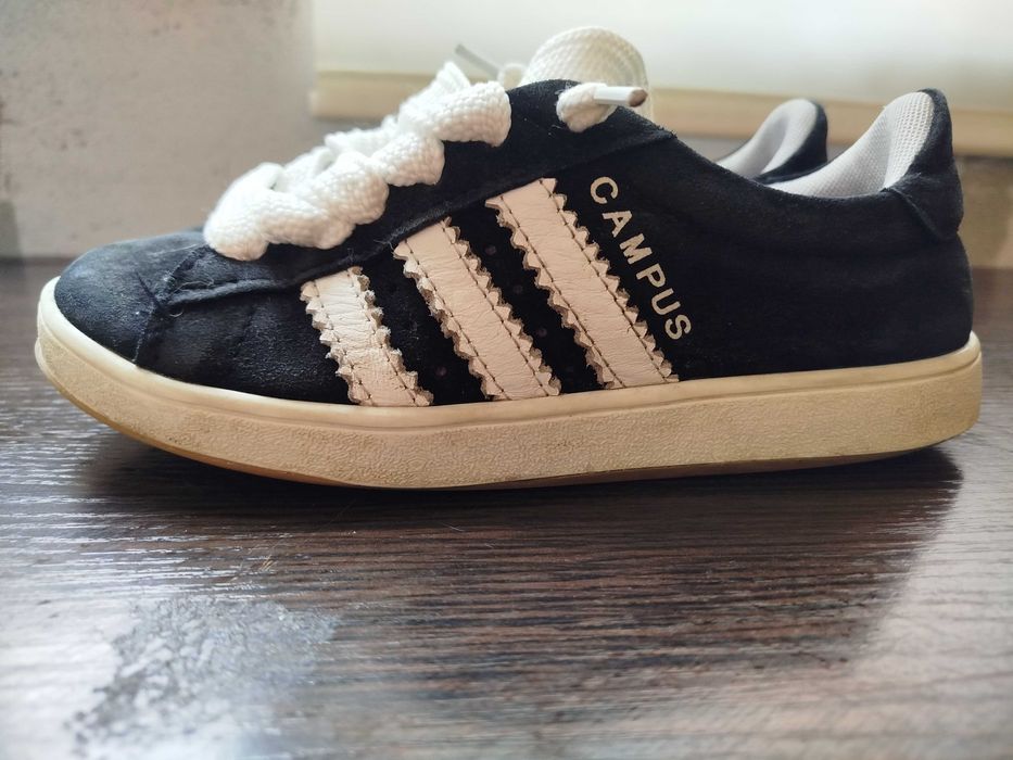 Кросівки кампуси 36 розмір