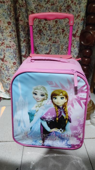 Mochila Elsa and Anna