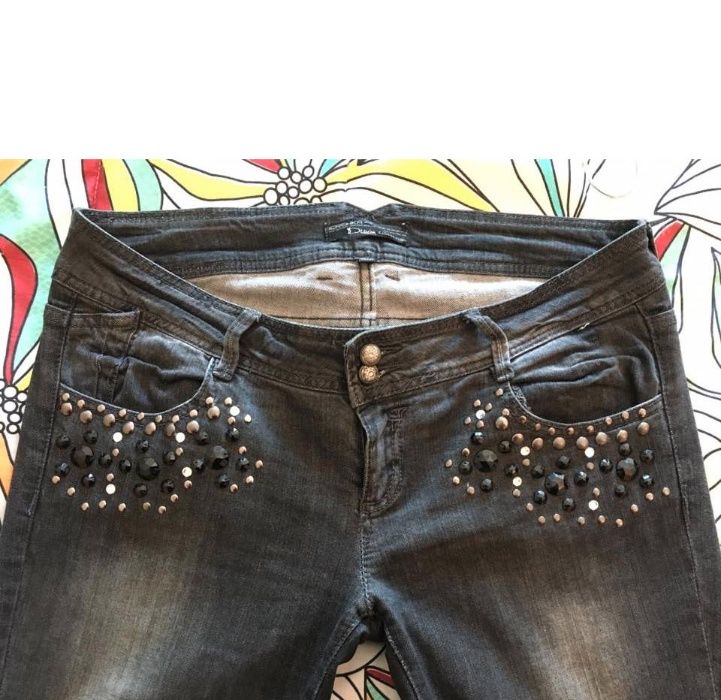 Calças Bershka Nº 44 com Brilhantes