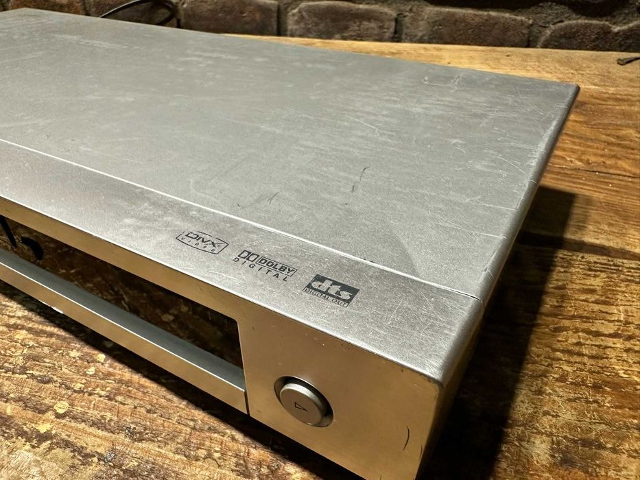 Odtwarzacz DVD Yamaha DVD-S 559