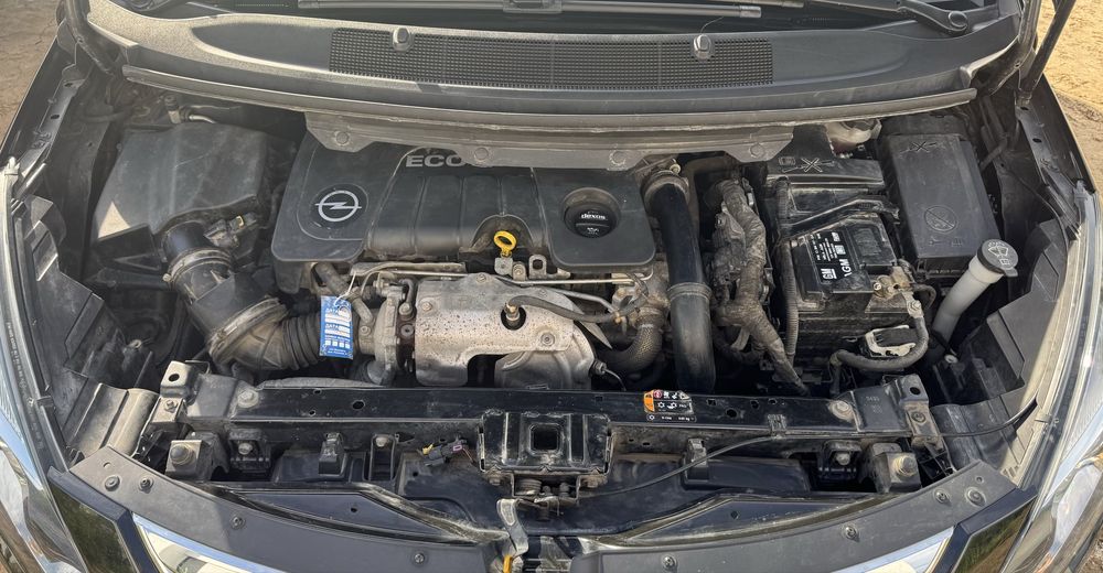 Opel Zafira Tourer 2015 1.6D
