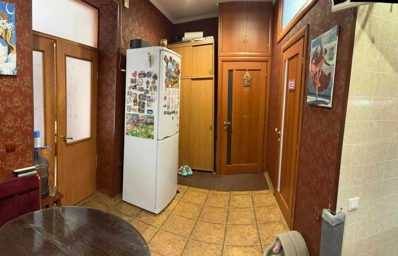 Продам двухкомнатную квартиру с капитальным ремонтом рядом море