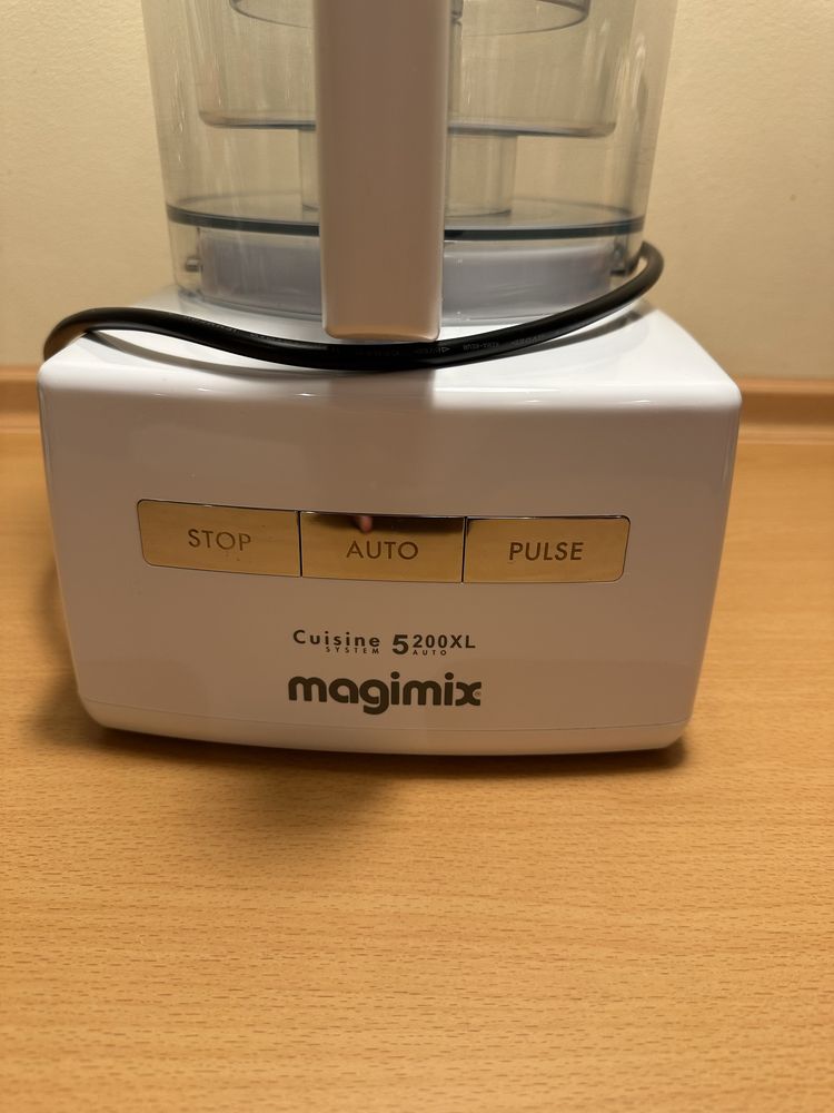 Robot kuchenny Magimix 5200 xl premium plus dodatki