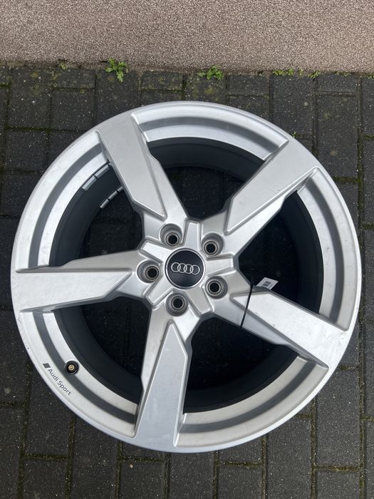 Felgi Audi sport 19” 9J ET52 możliwa zamiana