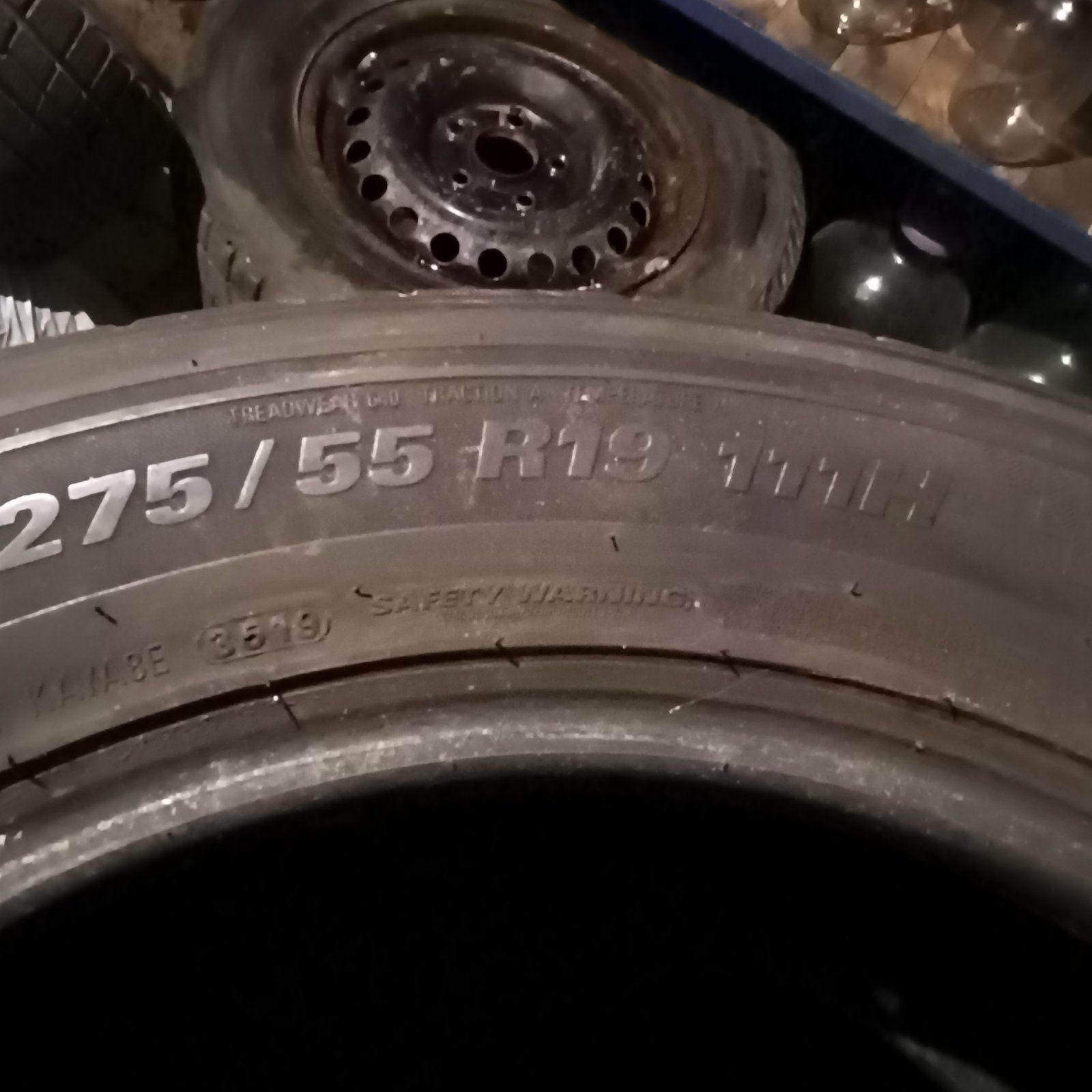 225 55 R 19 111H KUMHO Crugen HP71