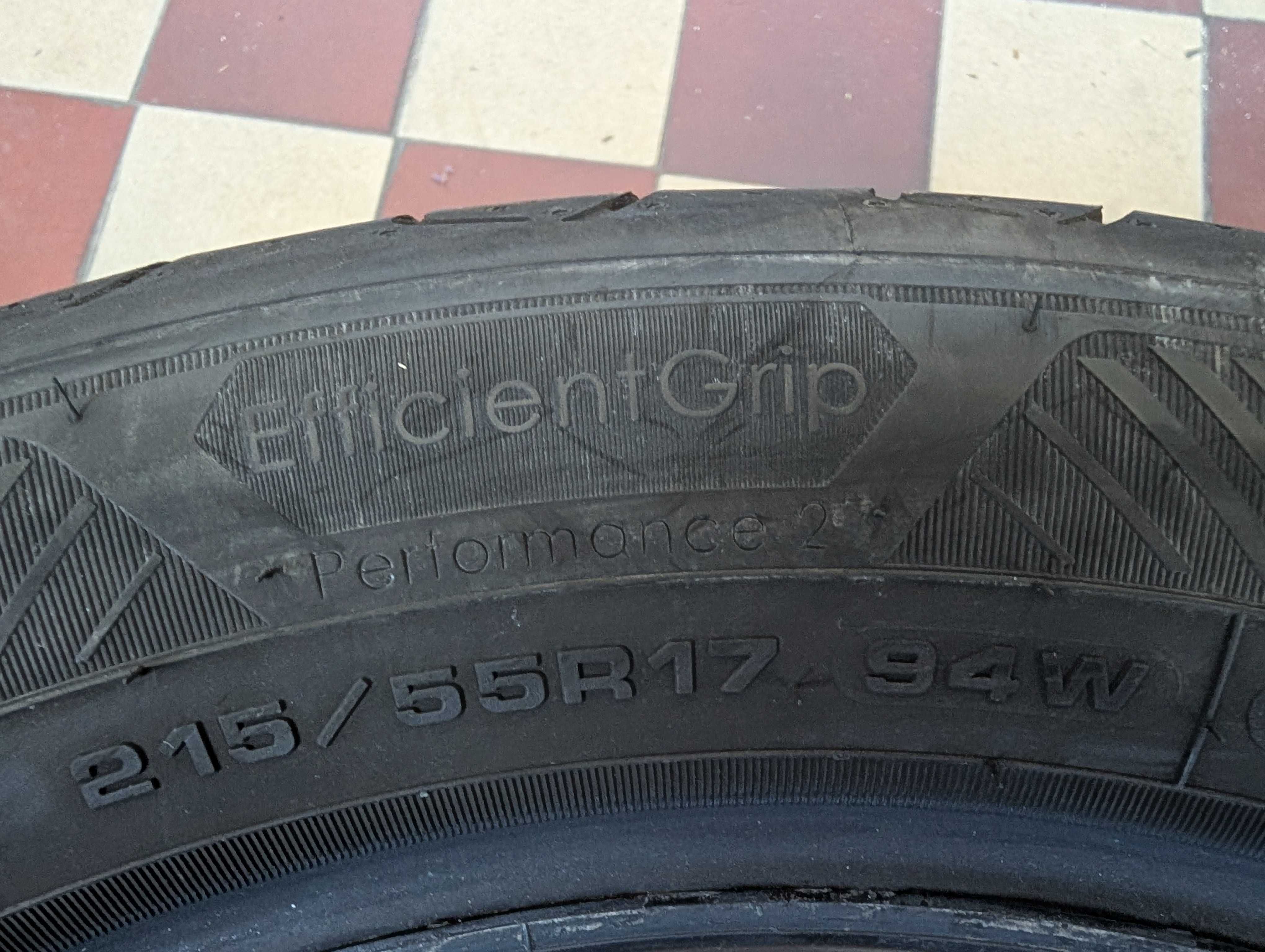 Goodyear EfficientGripPerformance 215/55R17 94W #596&