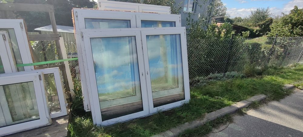 Duże okna dwuskrzydłowe plastikowe