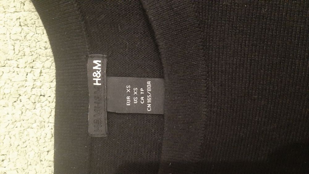 Sweter H&M czarny z wełną xs/s