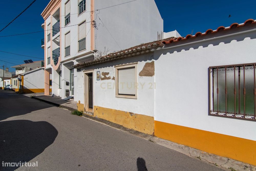 Moradia para Reabilitação Total (Riachos)
