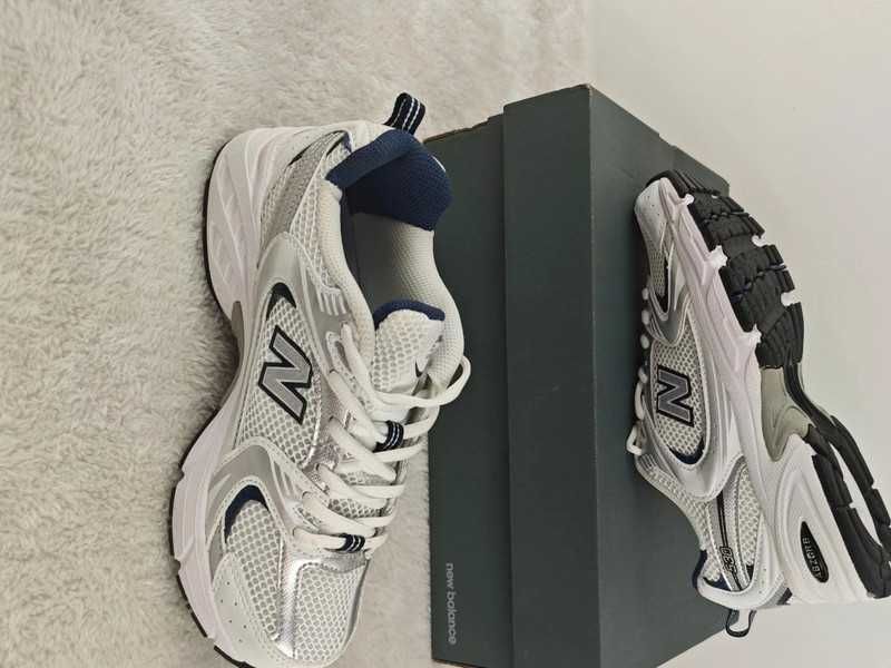 *NewBalance530Biały Pozostafa.41