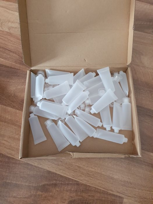 Pojemnik tuba kosmetyczna 20 ml