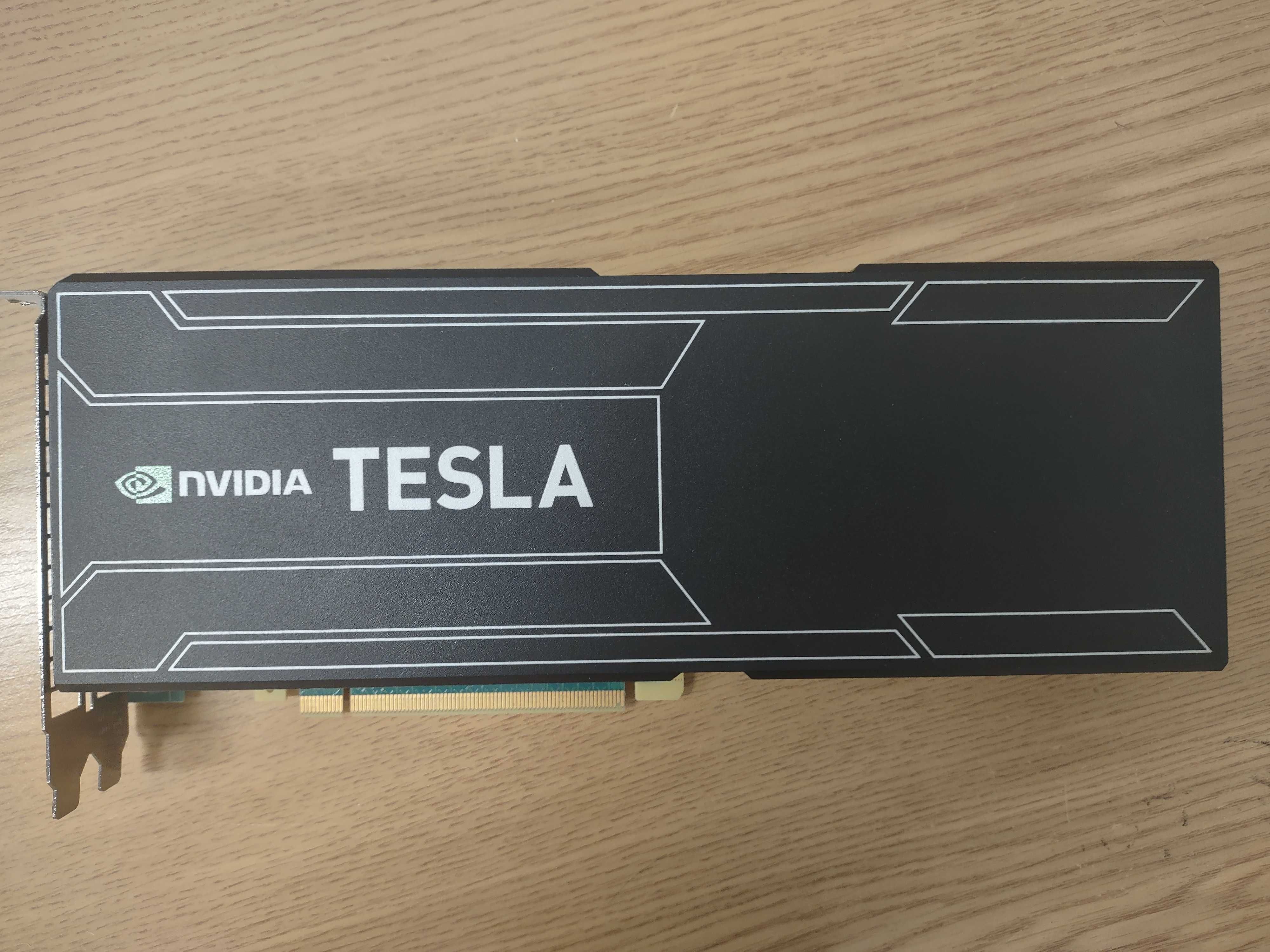 Nvidia TESLA K20X karta 3D