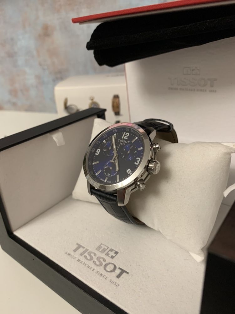 Продам часы Tissot