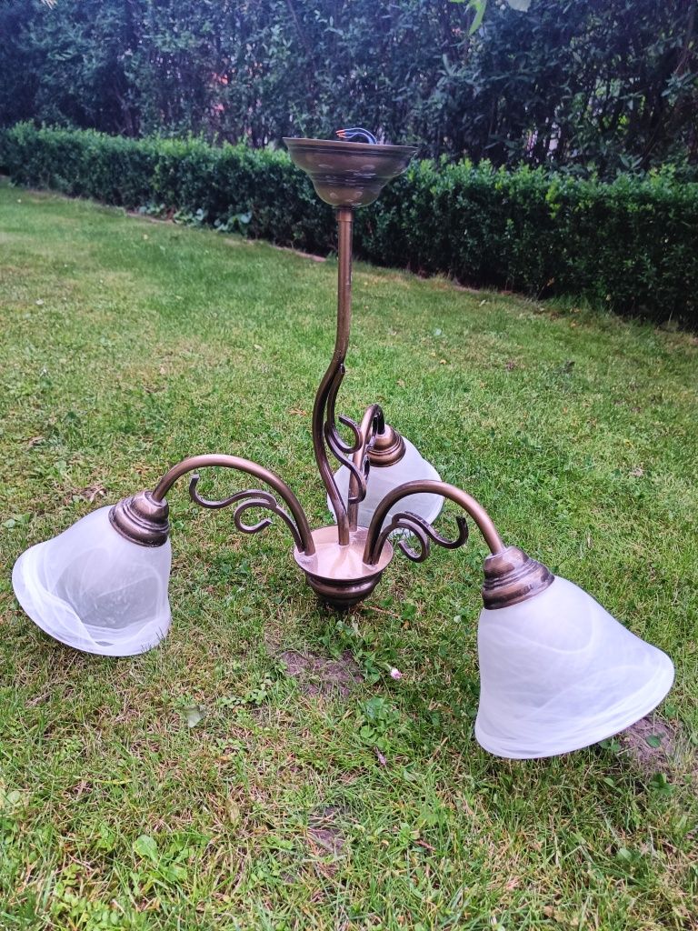 Sprzedam potrójną lampę wiszącą / żyrandol