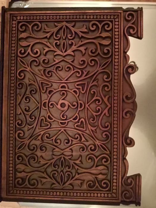 Ларец антикварный с ключом