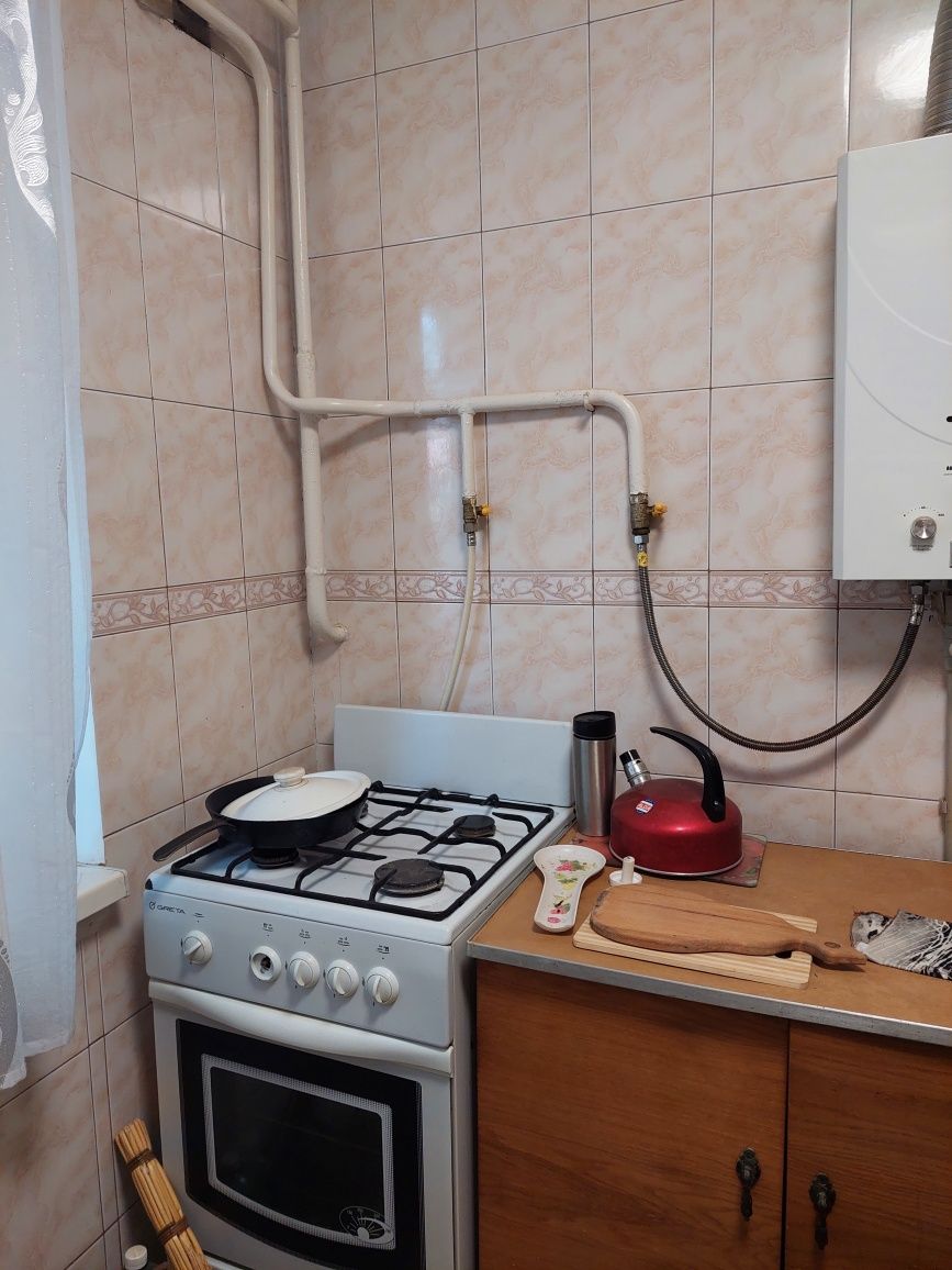 Продам 1к квартиру на Миру 15000$