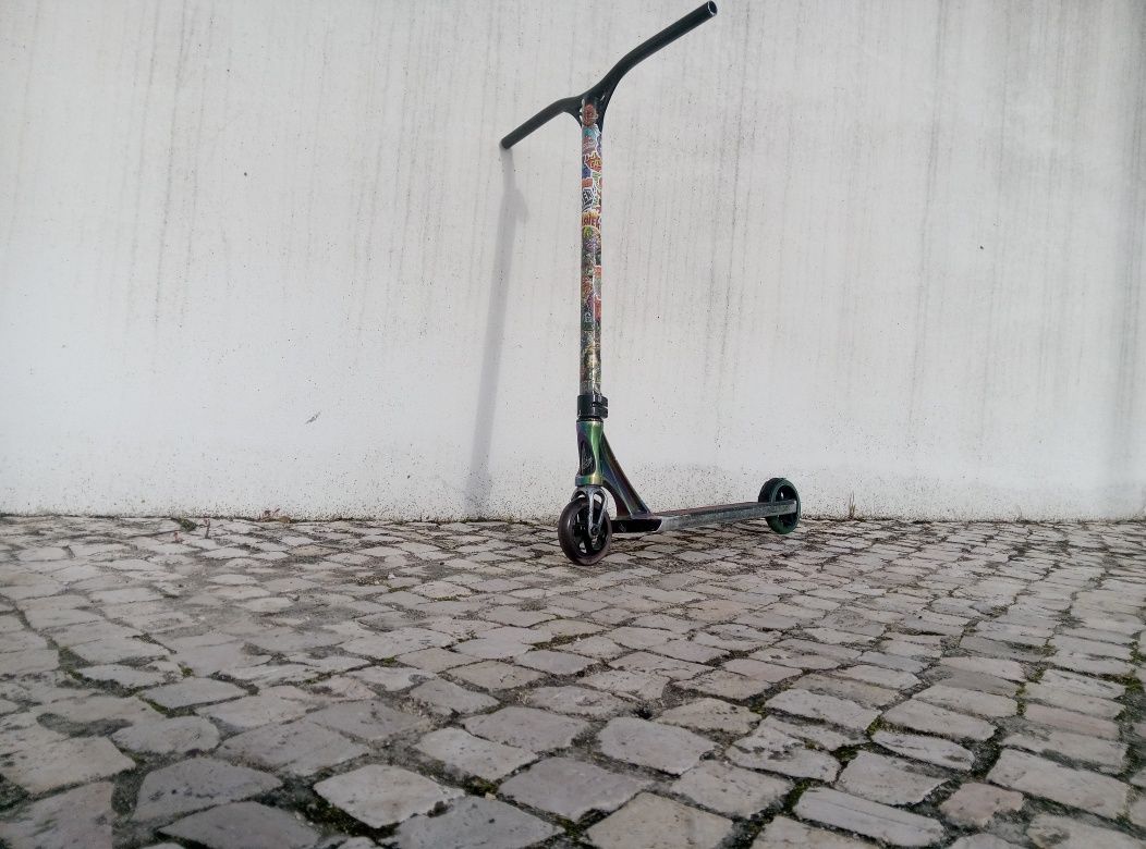 Trotinete profissional de freestyle