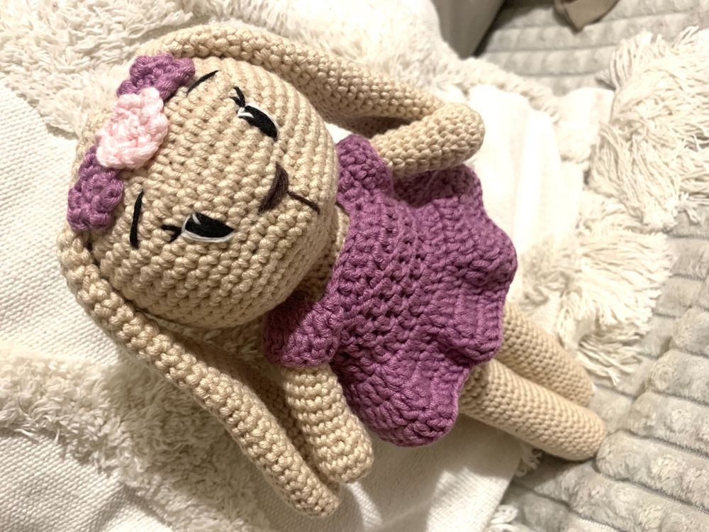 Miś krolik zrobiony na szydełku handmade