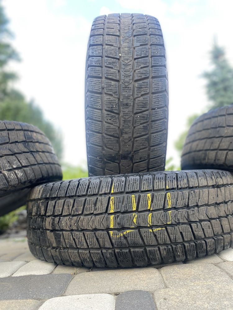 Зимова гума 2021 року ROADSTONE WINGUARD ICE 215/65 R16