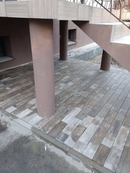 Profesjonalne układanie kostki brukowej – tarasy, podjazdy, chodniki