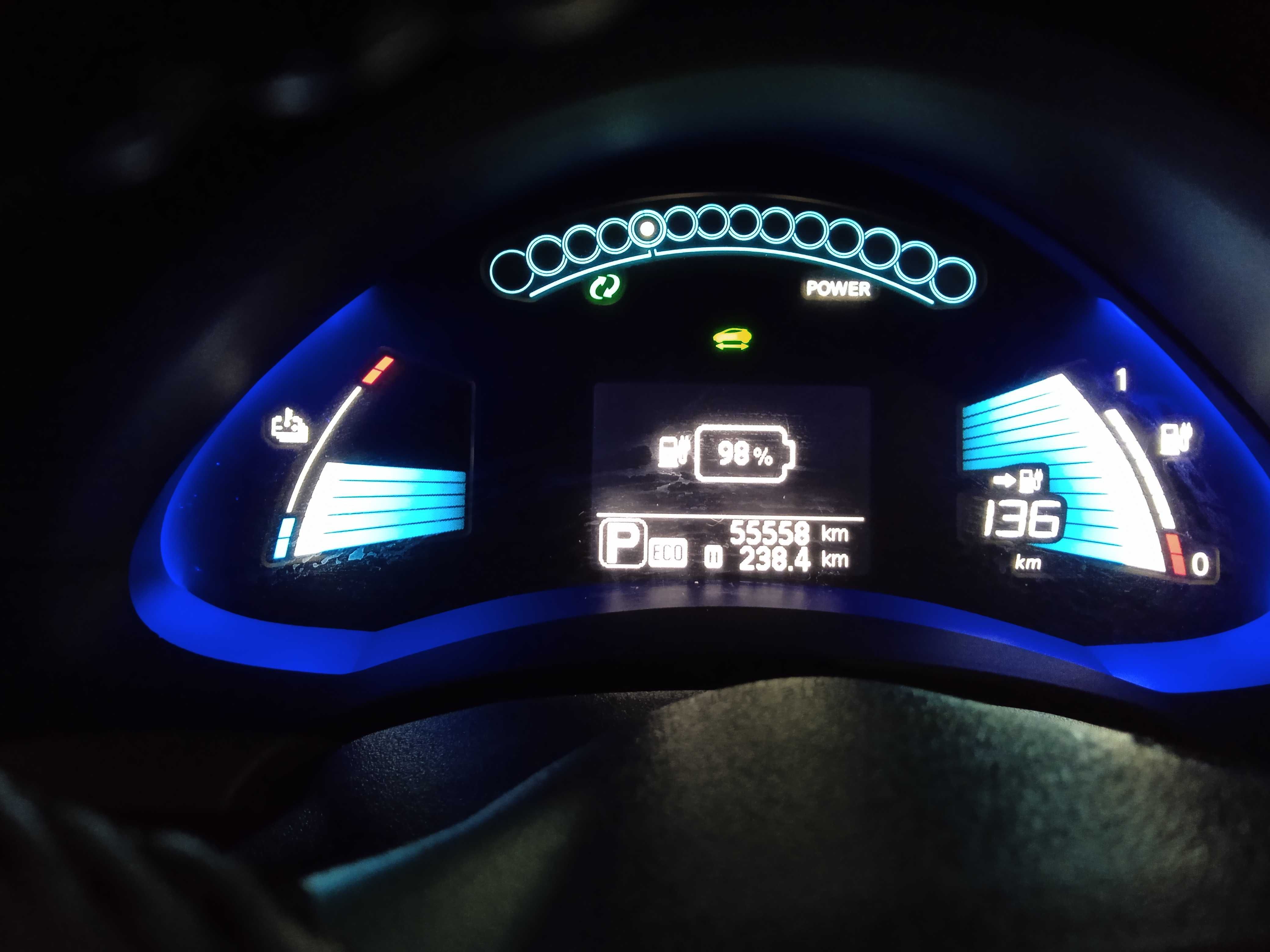 Nissan Leaf 2015р