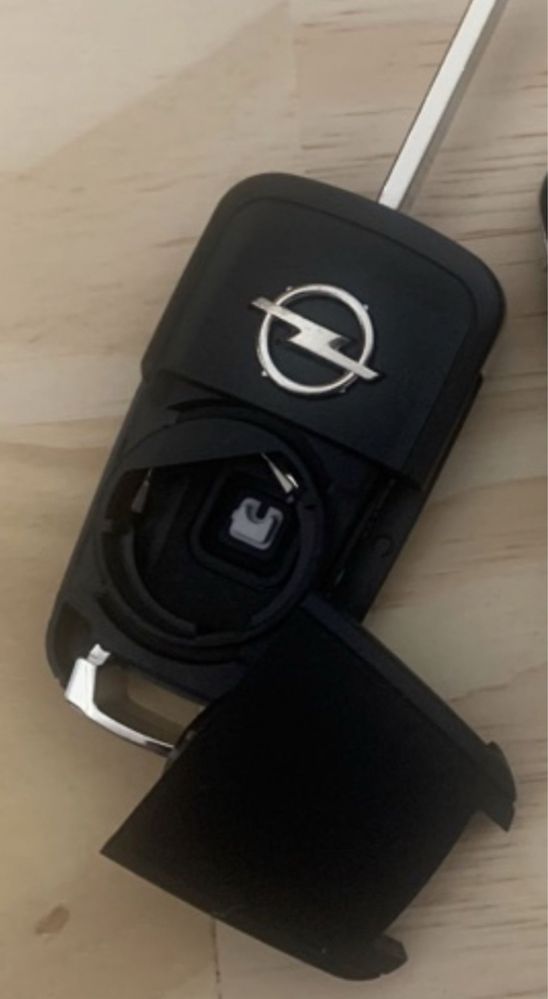 Chave Carcaça Opel 4 botões (portes grátis)