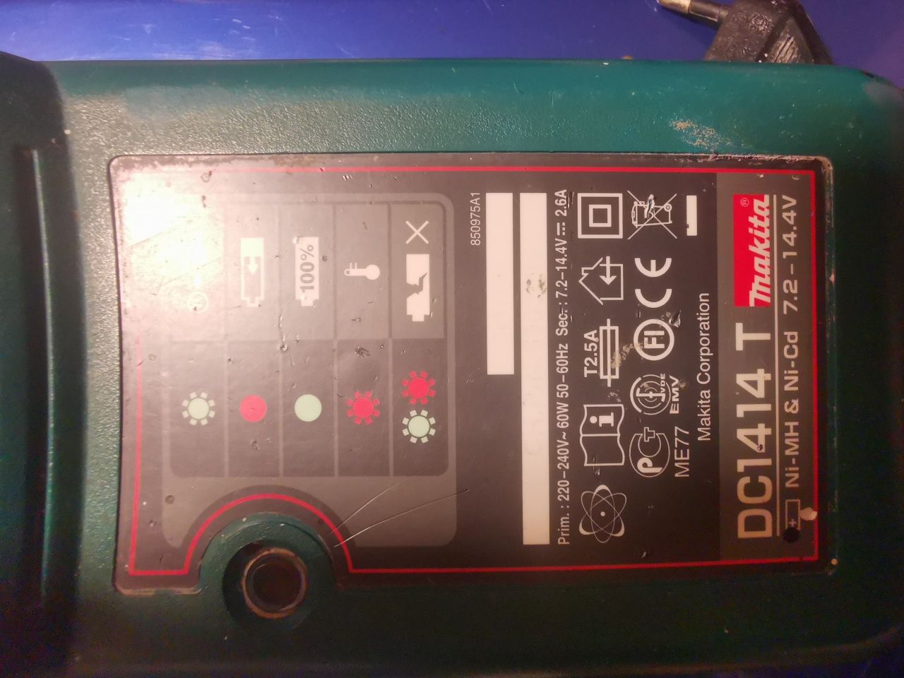 Ładowarka Makita DC1414 T