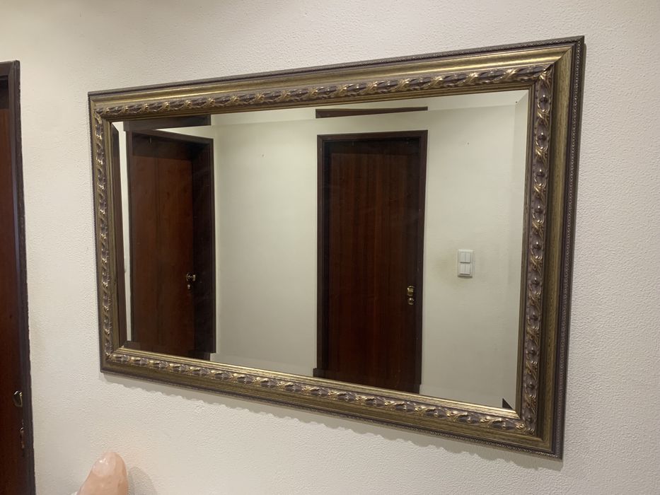 Conjunto Movel Aparador  e Espelho