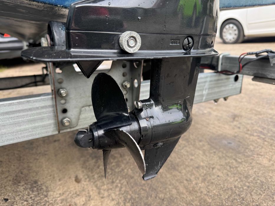 Łódka wędkarska 4 m + silnik Suzuki 6 KM stabilna, zadbana,