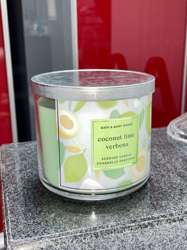 Świeca Bath&Body Works coconut lime verbena