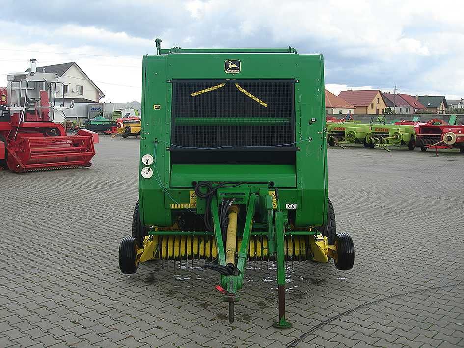 Пресс подборщик John Deere 570