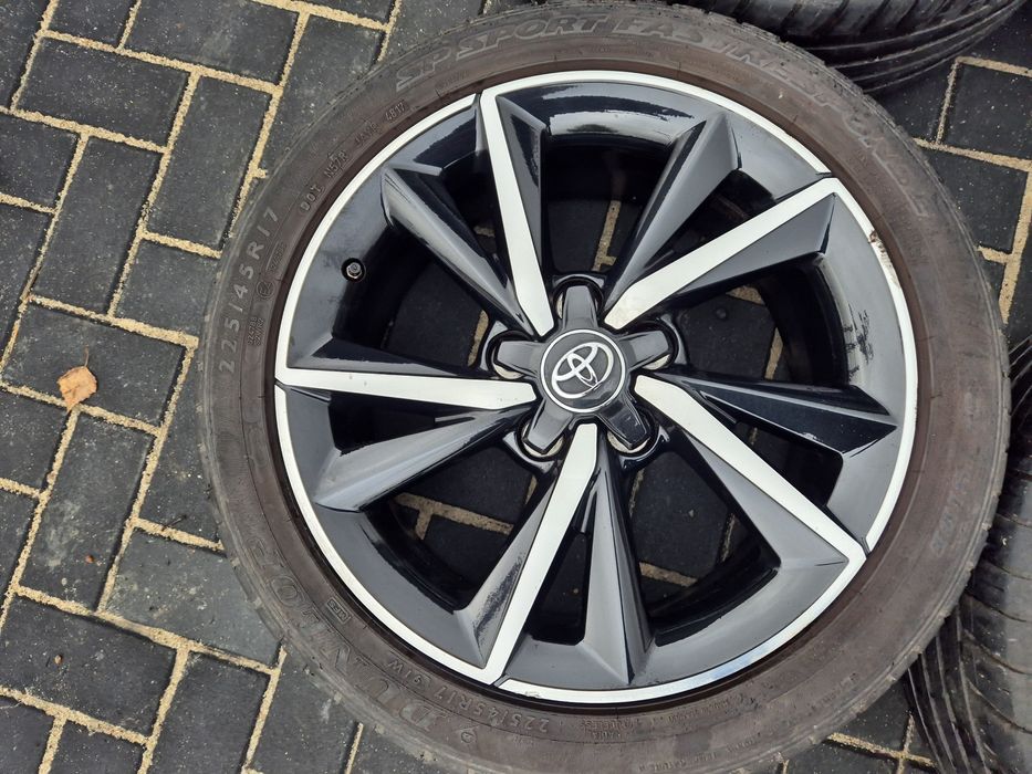Felgi toyota auris avensis corolla 17 7J Et50 orginal pw457-02.001