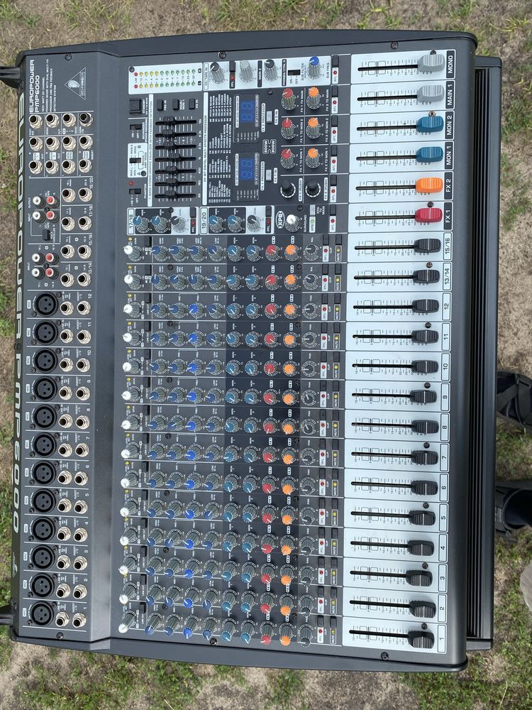 Behringer Europower PMP6000 mikser power