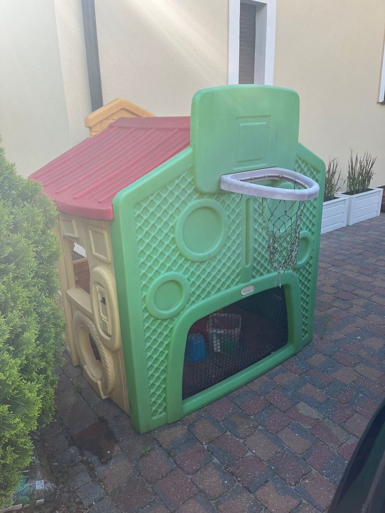 Domek Little Tikes