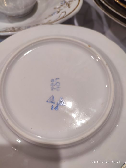 Столовый сервиз "Незабудки" Барановка 70-е. Новый. Идеальный.