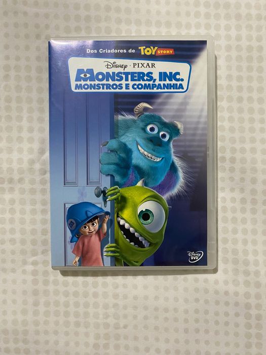 Dvd Monstros E Companhia usado apenas algumas vezes