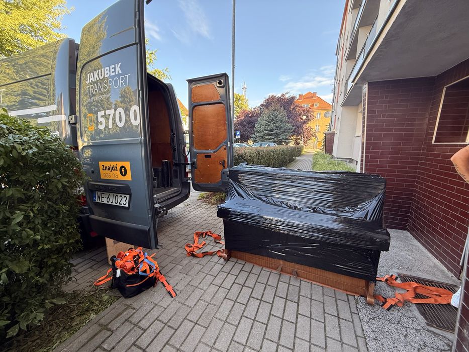 Kompleksowe przeprowadzki 24/7 * Najwyższa jakość - Jakubek Transport