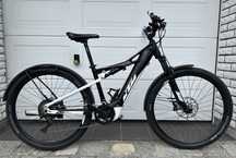 Rower elektryczny KTM Chacana LFC 29” Shimano SLX / Bosch 625Wh