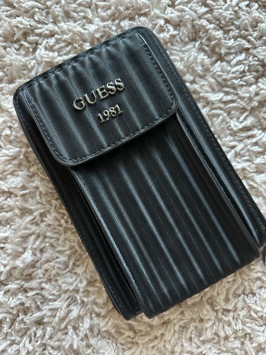 Сумка клатч guess izzy сумка кроссбоди guess izzy