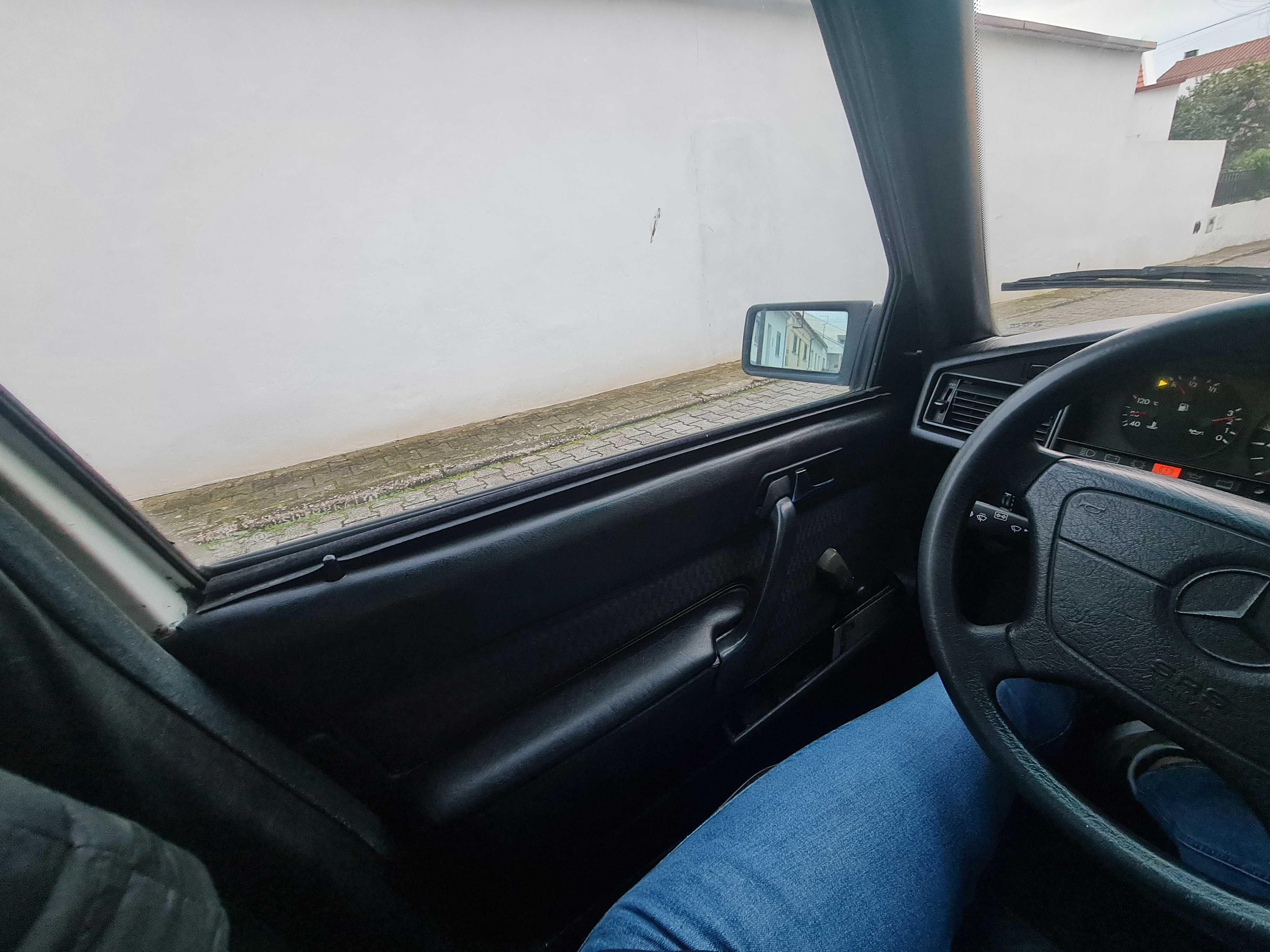 Mercedes 190D Caixa de 5