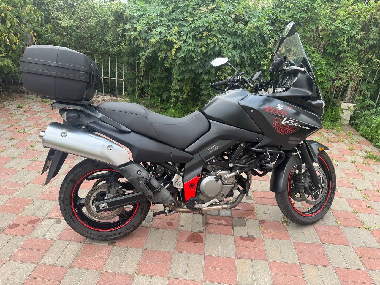 Suzuki v-strom 650
