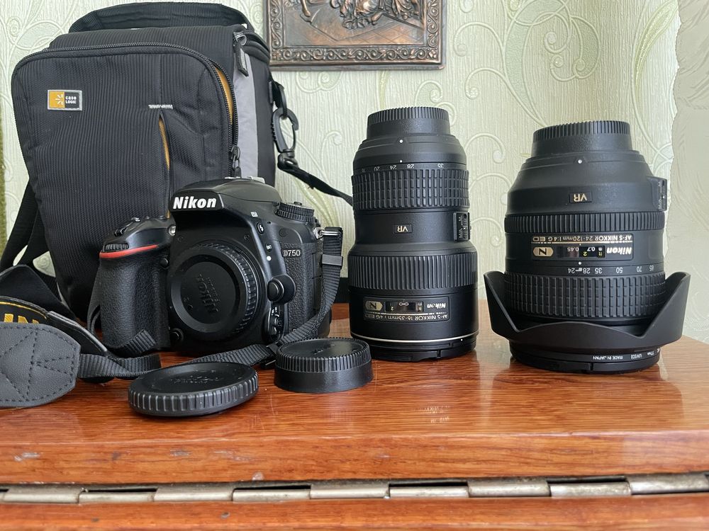 Продам фотоаппарат Nikon D750