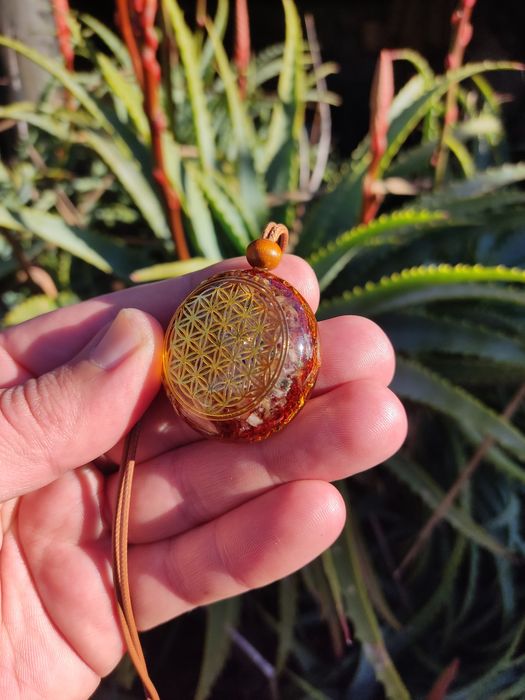Pingente orgonite