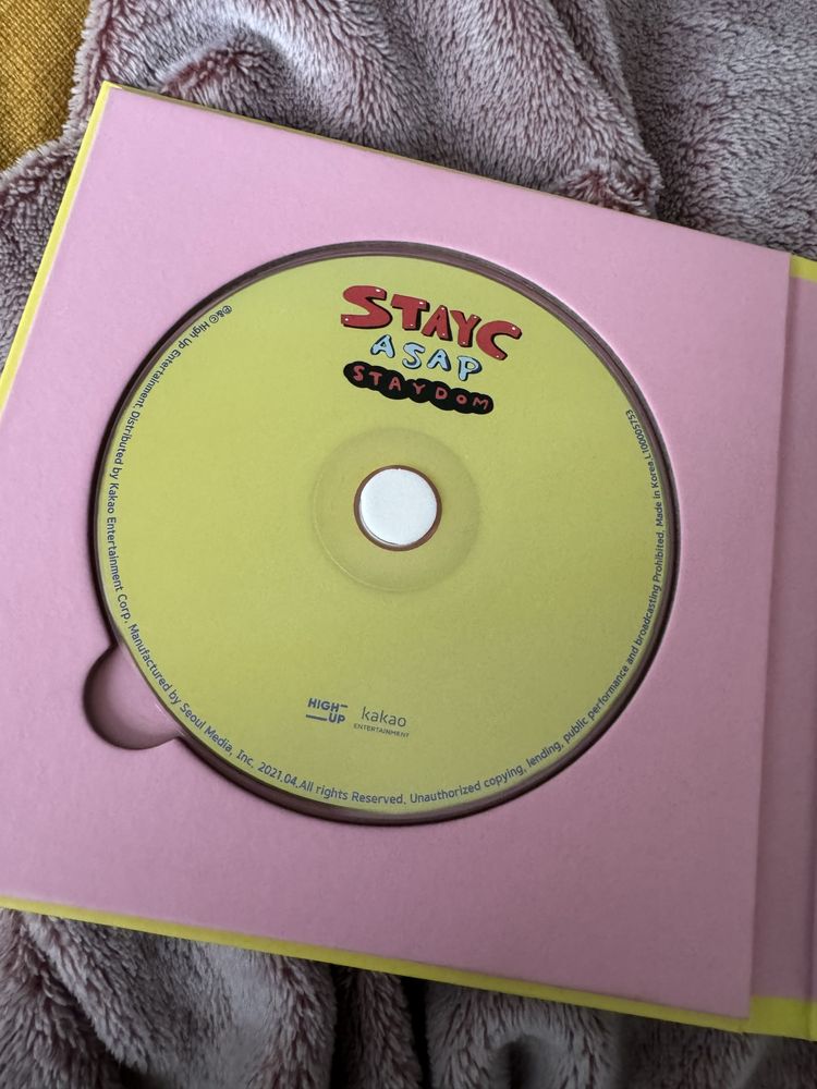 Album StayC Staydom asap kpop