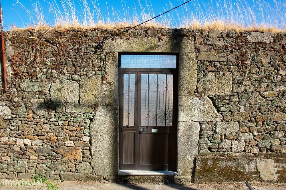 Moradia T2 para venda