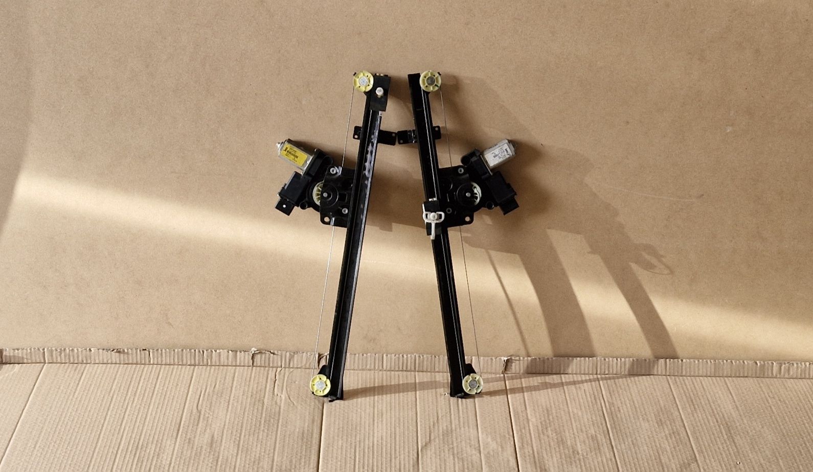 Motor elevador vidro Citroën Jumper,  Peugeot,  Fiat. Mod: 2011