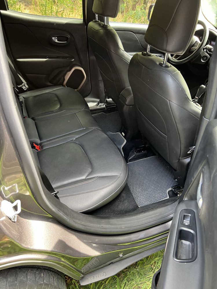 Продам Jeep renegade limited